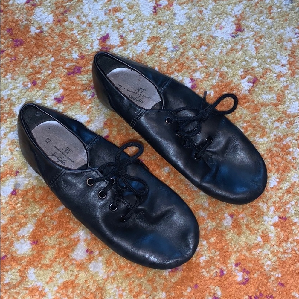 Ballet flats